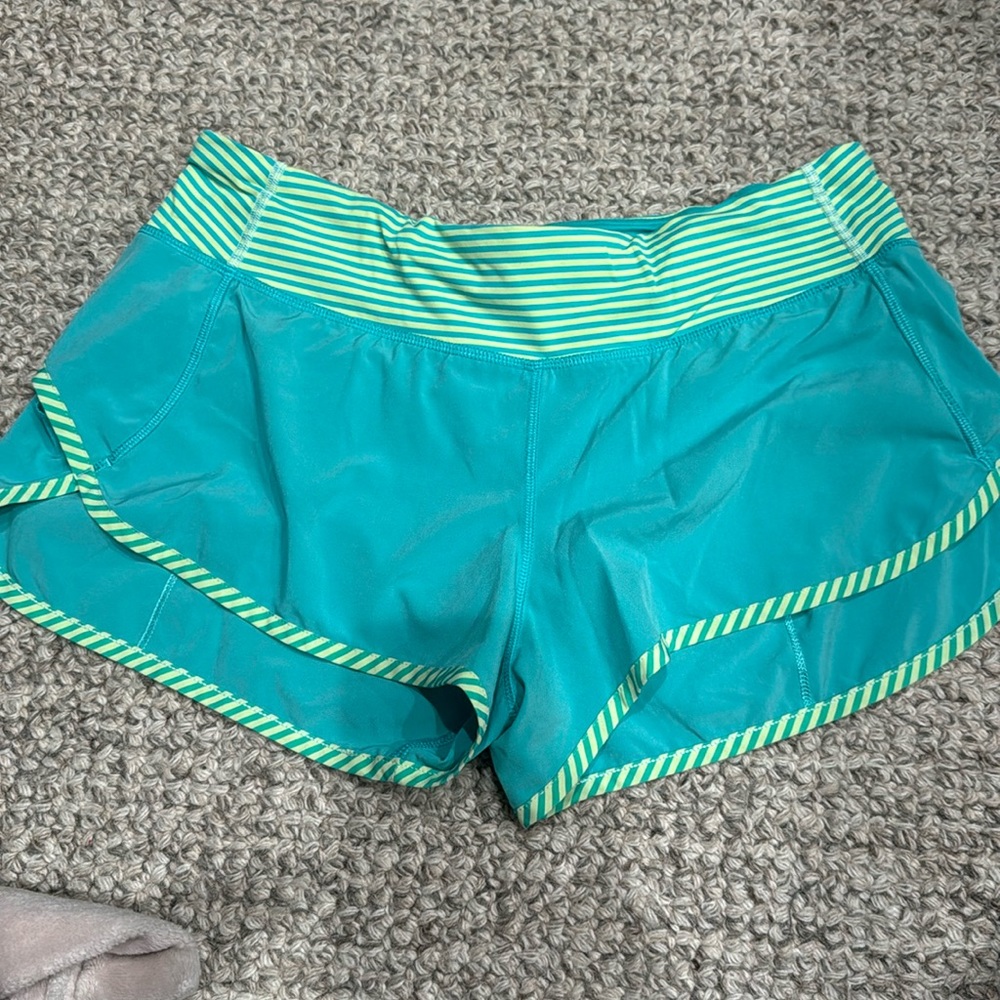 Lulu speed short size 8